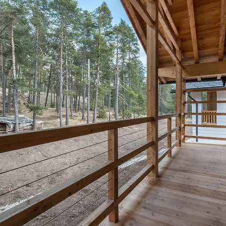 Les Ciases Dolomites 4 Apartment